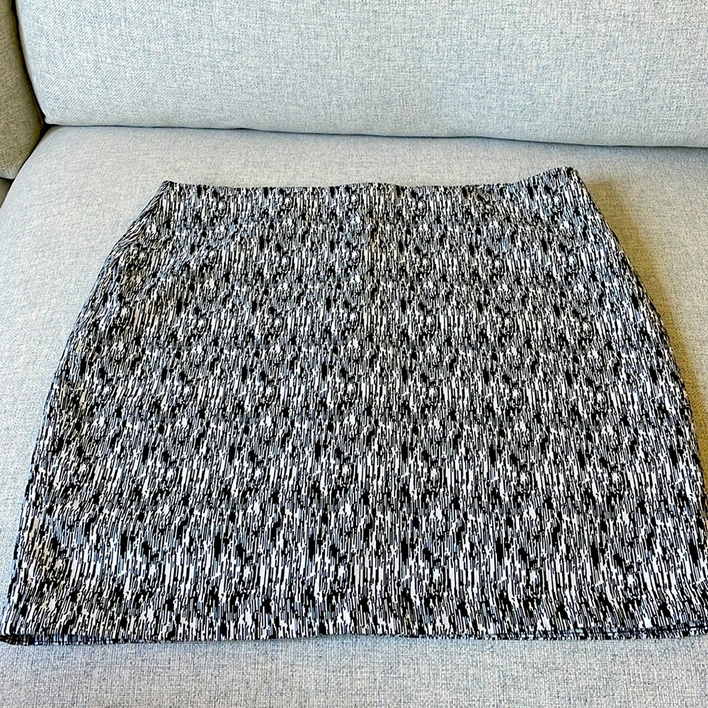Forever 21 M Skirt